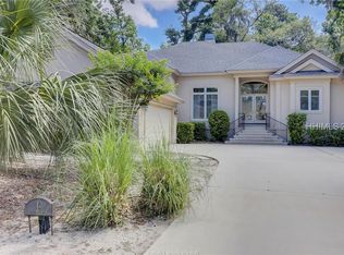 12 Queens Way, Hilton Head Island, SC 29928