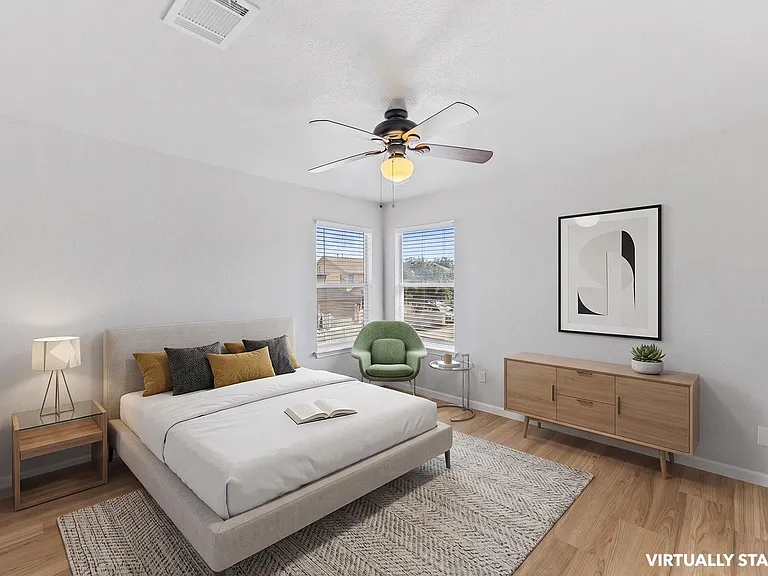 1733 Thompson Trl — Photo 13