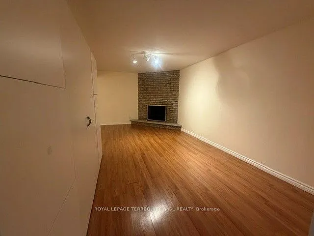 8 Farmstead Rd — Photo 30