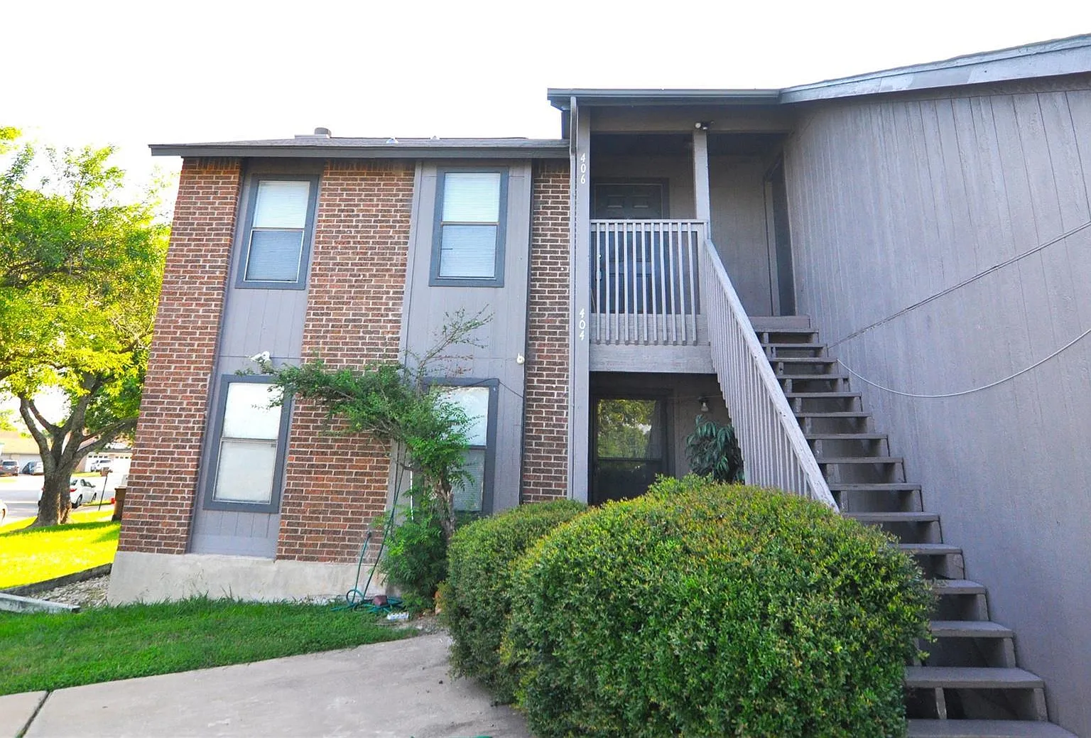 2 bed, 2.0 bath, 850 sqft, $1,095 — Photo 1