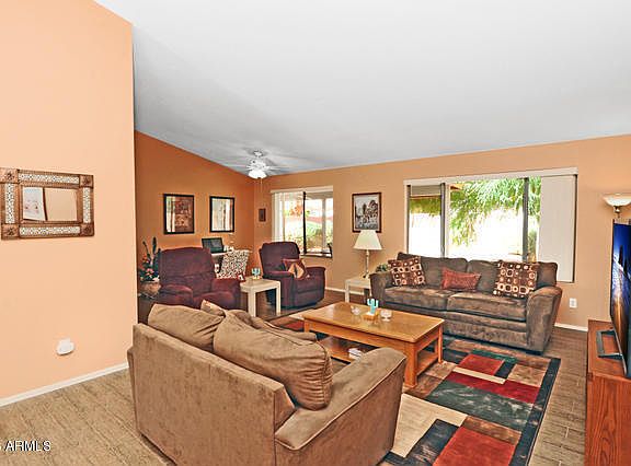 4th image of 23722 S Glenburn Dr