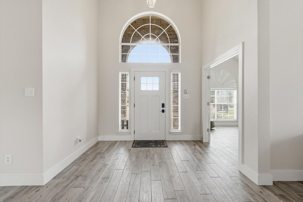8505 Lakota Trl, Frisco, TX - View 2
