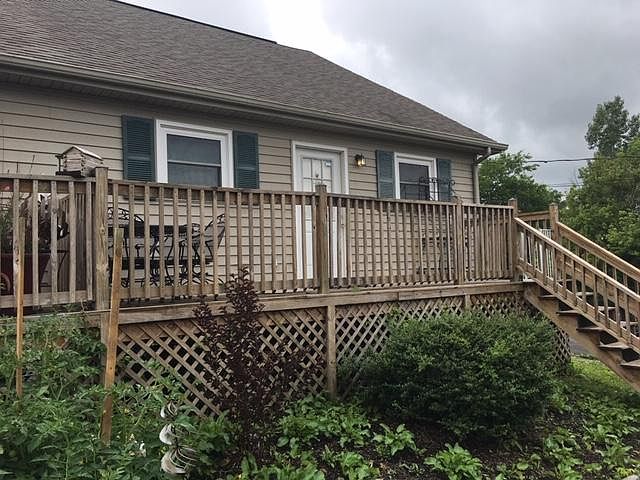 2nd image of 1330 Willow Creek Ln APT 1D