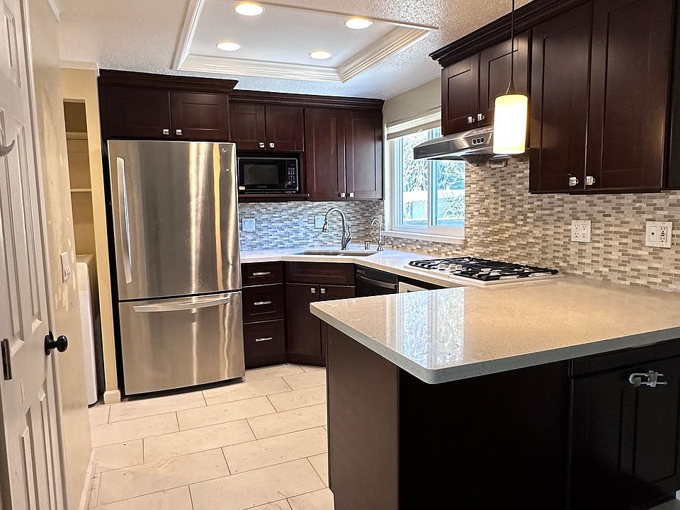 Open Kitchen
