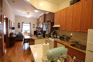 Rented by JK Dansar Corp