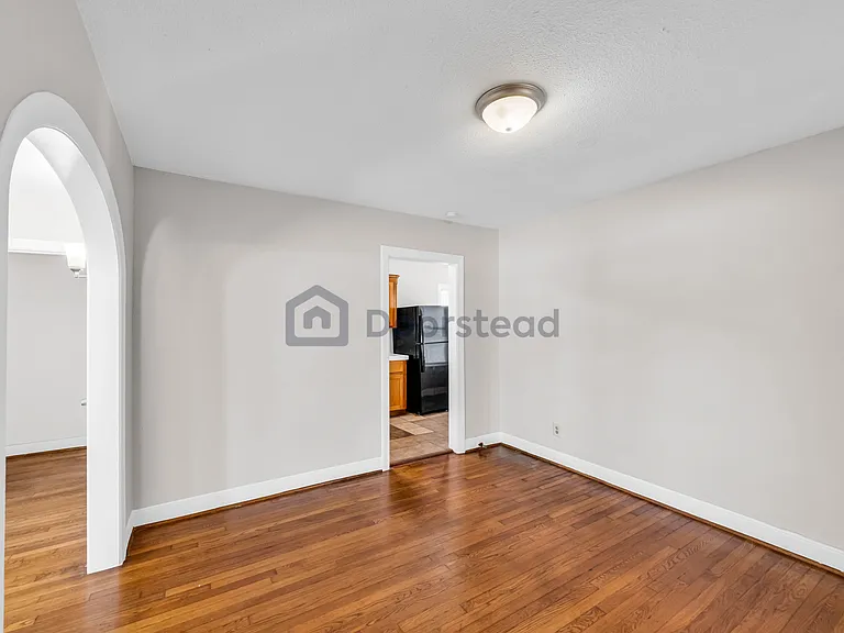 2121 Alabama St — Photo 16