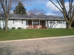 402 25th Ave, Monroe, WI 53566