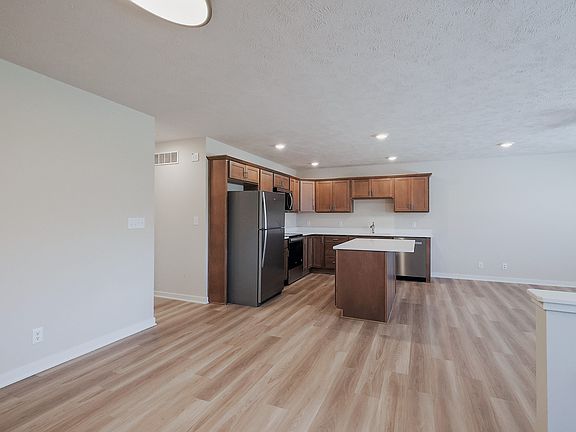 5th image of 5035 W Madison Pl