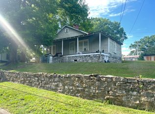 917 Campbell St W, Fayetteville, TN 37334