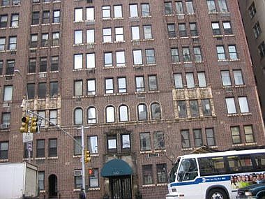 1st image of 134 W 58th St APT 804