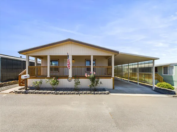 1589 Imperial Way, Fortuna, CA 95540