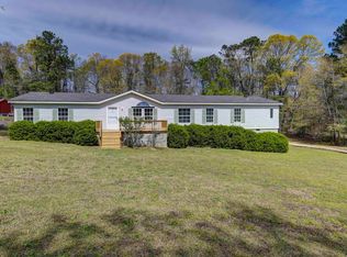 60 Maple Ln, Newberry, SC 29108