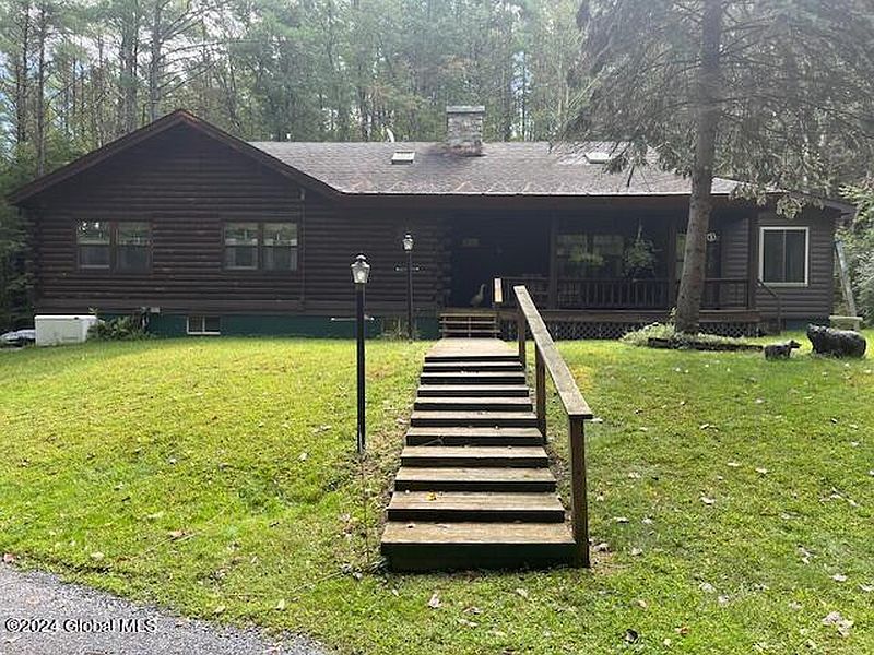 2nd image of 250 Mahaffy Road