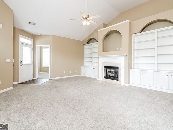 5th image of 2986 Dungeness Dr
