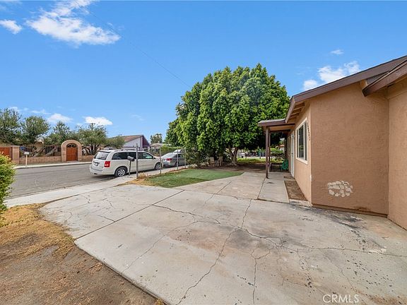 3rd image of 52425 Jennifer Way
