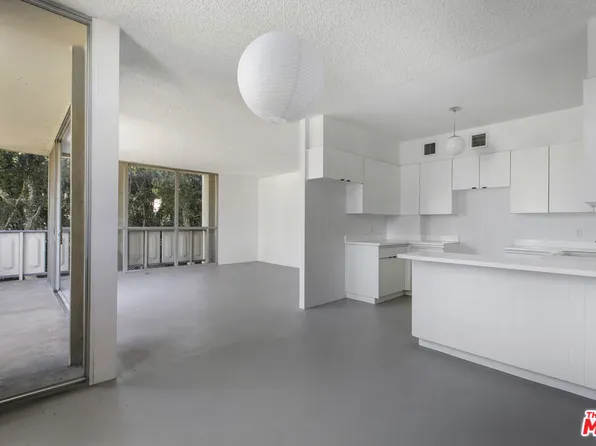 4411 Los Feliz Blvd APT 202, Los Angeles, CA 90027
