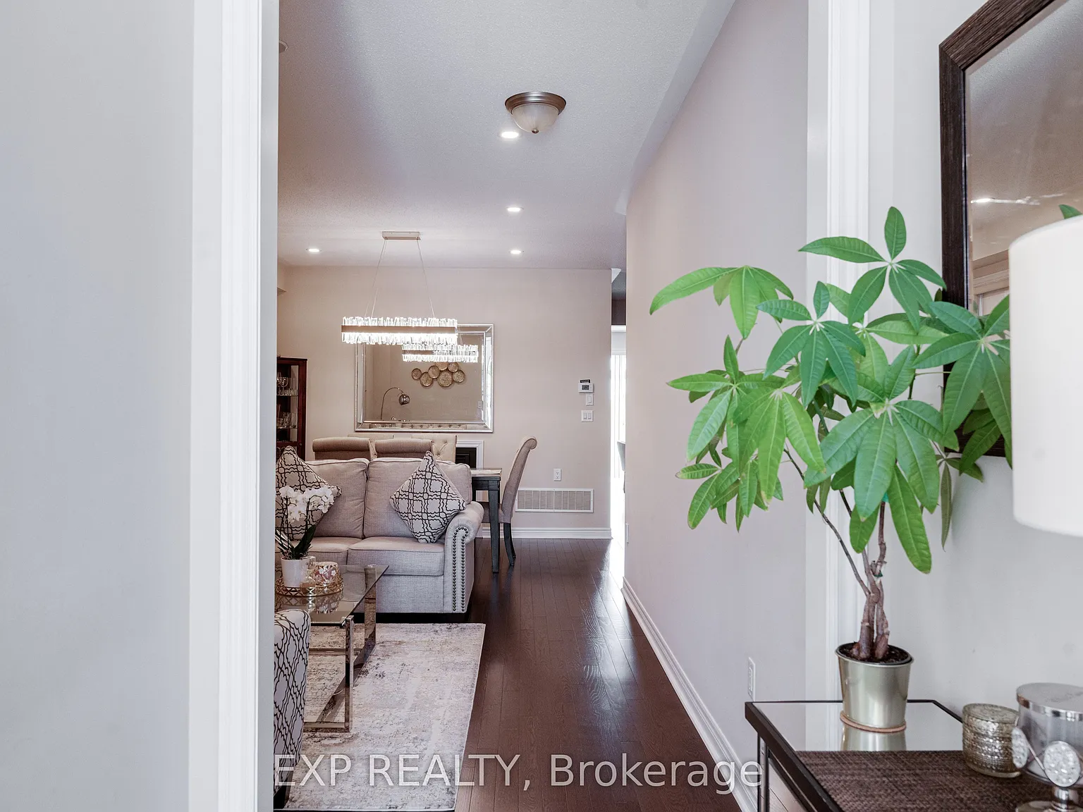 4 bed, $3,700 — Photo 2