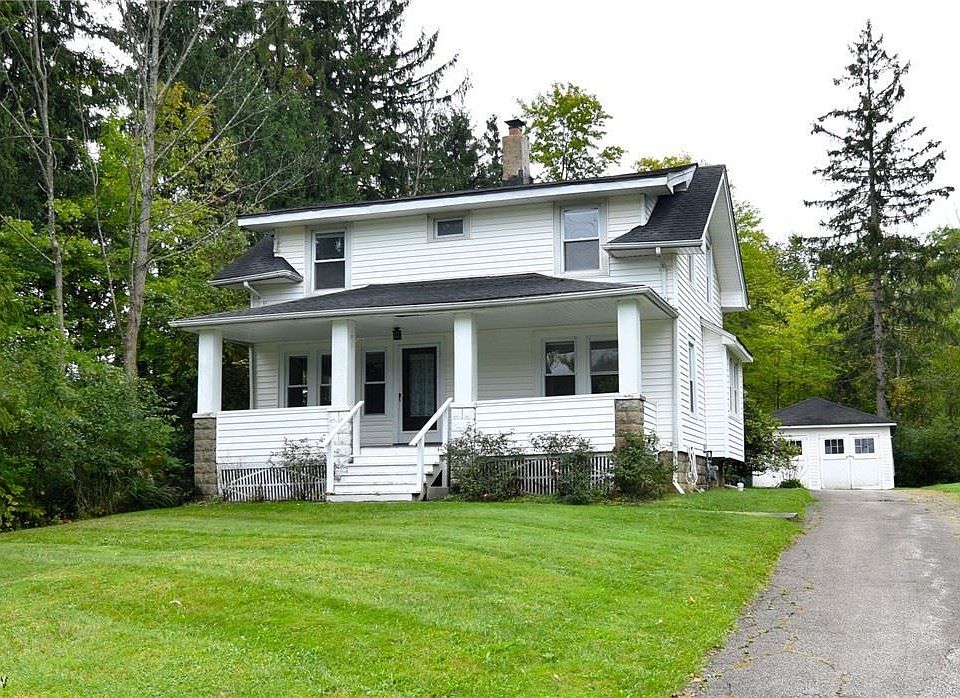 1st image of 37530 Chagrin Blvd