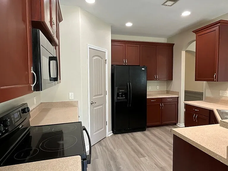 58 Spring Lakes Cir — Photo 9