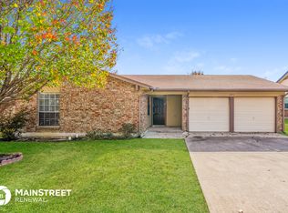 6456 Westridge Dr, Watauga, TX 76148