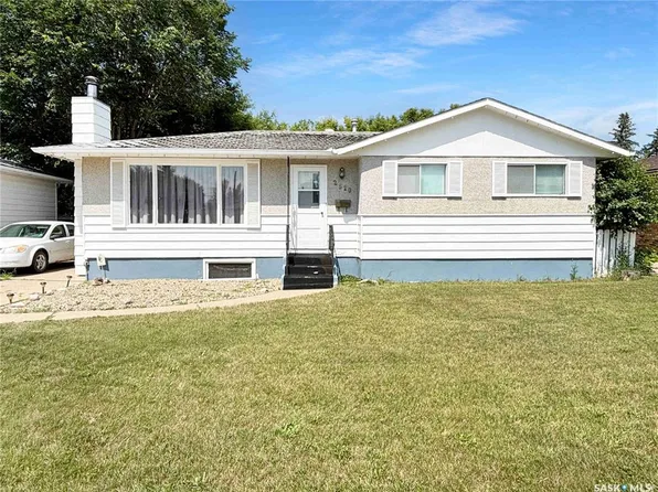 2510 Tomlinson CRESCENT, Saskatoon, SK S7L 3N2