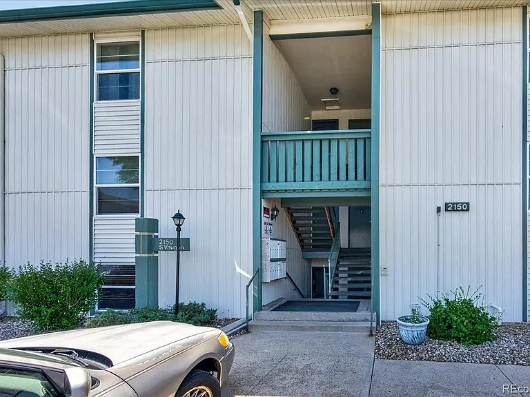 2150 S Vaughn Way #202D — Photo 27