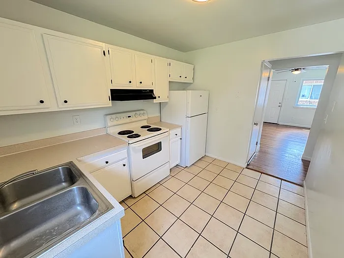 3872 Wake Cir #A — Photo 11