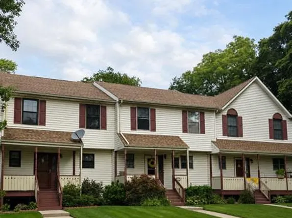 12 Gloria Ct, Eastampton, NJ 08060