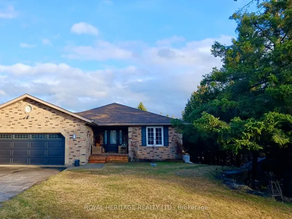 205 Pirates Glen Dr, Trent Lakes, ON K0M 1A0