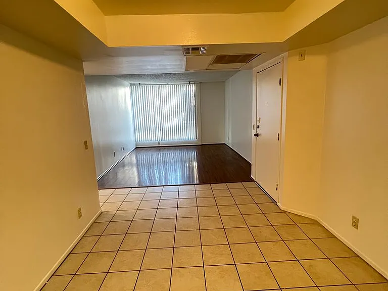 807Bunk — Photo 18