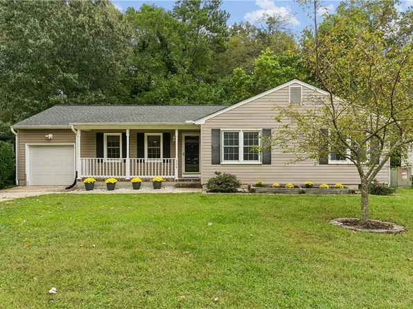 204 Wells Rd, Newport News, VA 23602