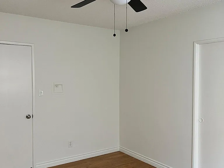 1035 N Edinburgh Ave #1 — Photo 10