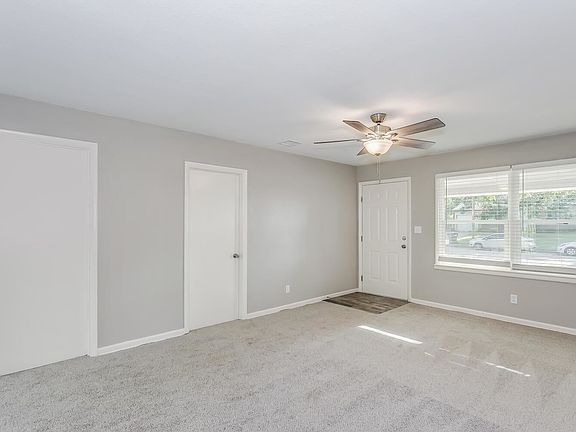 4th image of 2337 S Dellrose St