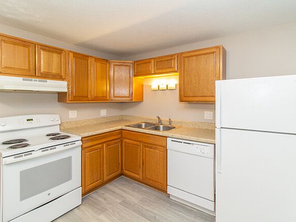 5th image of 7859 Harrison Ave APT 4