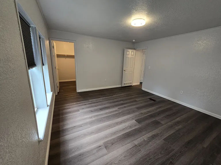 7317 S Perkins Rd — Photo 12