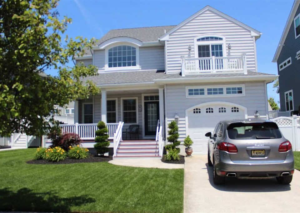 1st image of 17 Sunnyside Ct