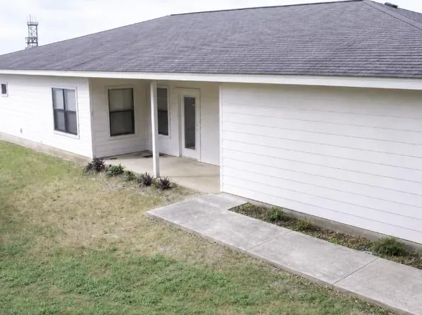 1105 Advance St, San Marcos, TX 78666