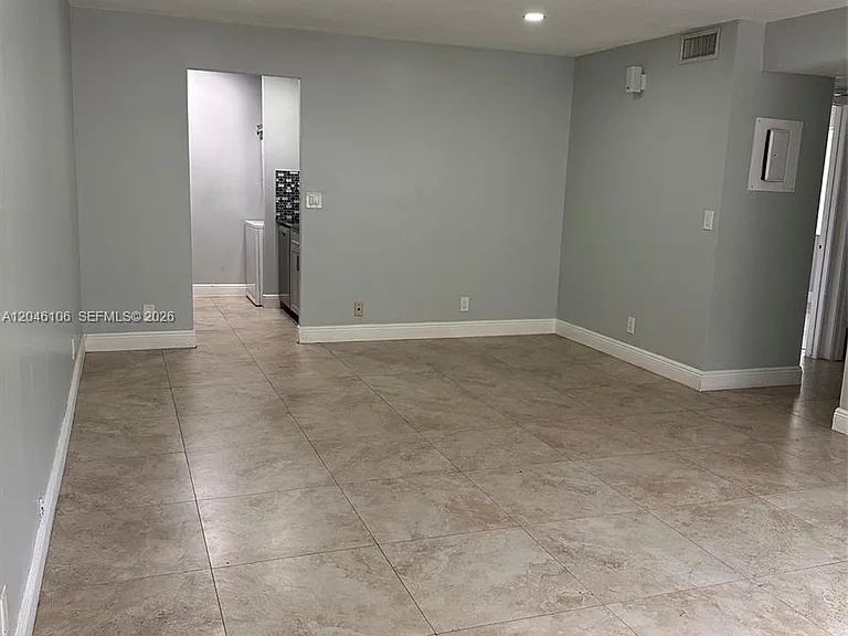 9976 Twin Lakes Dr #35 — Photo 6