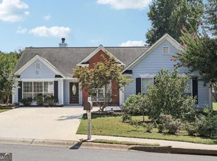 2780 Lady Guinevere Ln, Lawrenceville, GA 30044