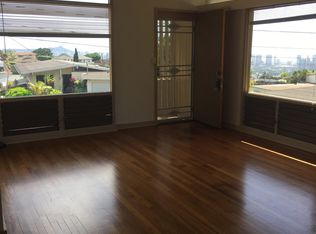 1608 Olalahina Pl, Honolulu, HI 96817