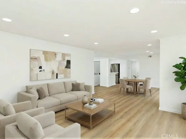 94 Greenfield, Irvine, CA 92614