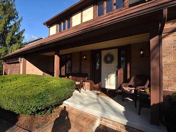 4th image of 4876 Donegal Cliffs Dr