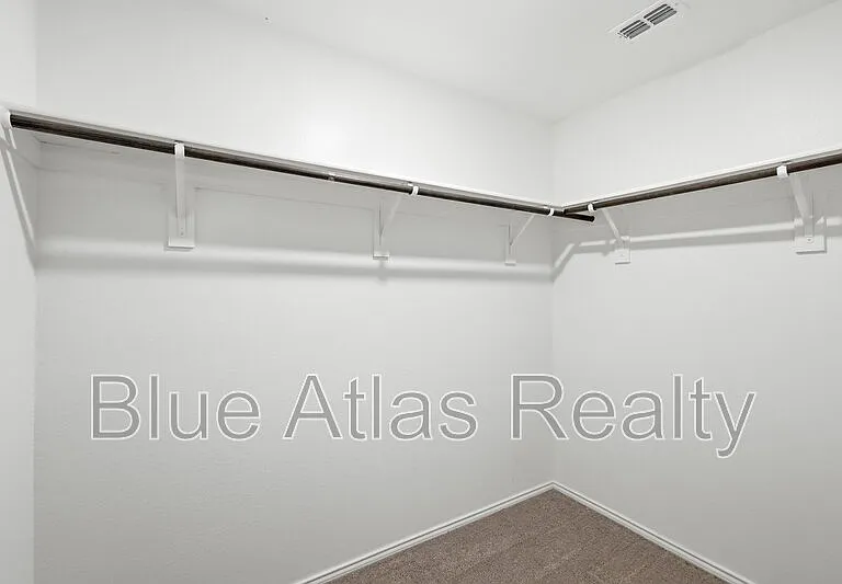 510 Olmstead Dr — Photo 15