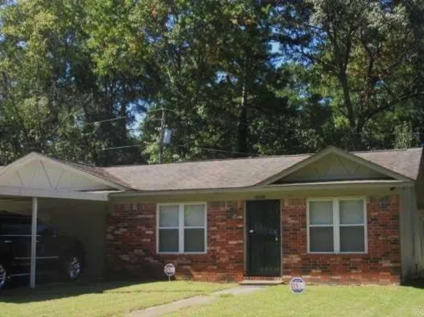 10008 Stardust Trl, Little Rock, AR 72209