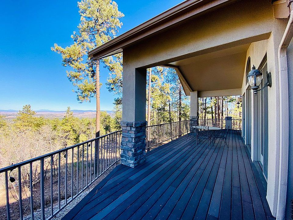 Upper level deck
