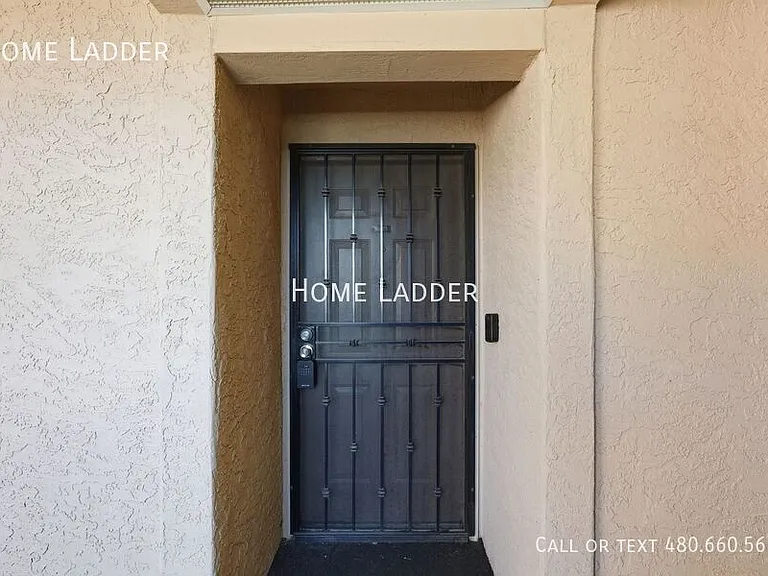 540 N May St #3075 — Photo 17