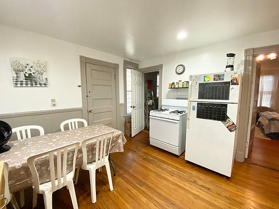 5th image of 10 Sachem St APT 2