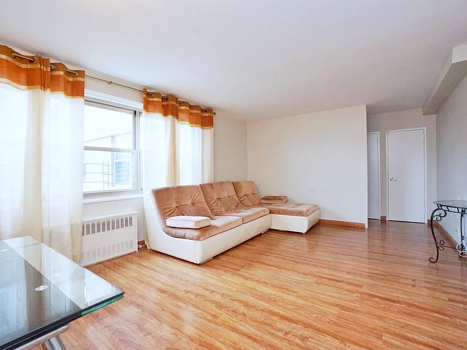 1st image of 448 Neptune Ave APT 19M