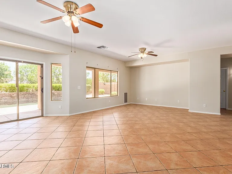 20877 E Saddle Way — Photo 7