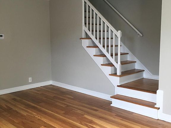 4th image of 3417 S Wakefield St